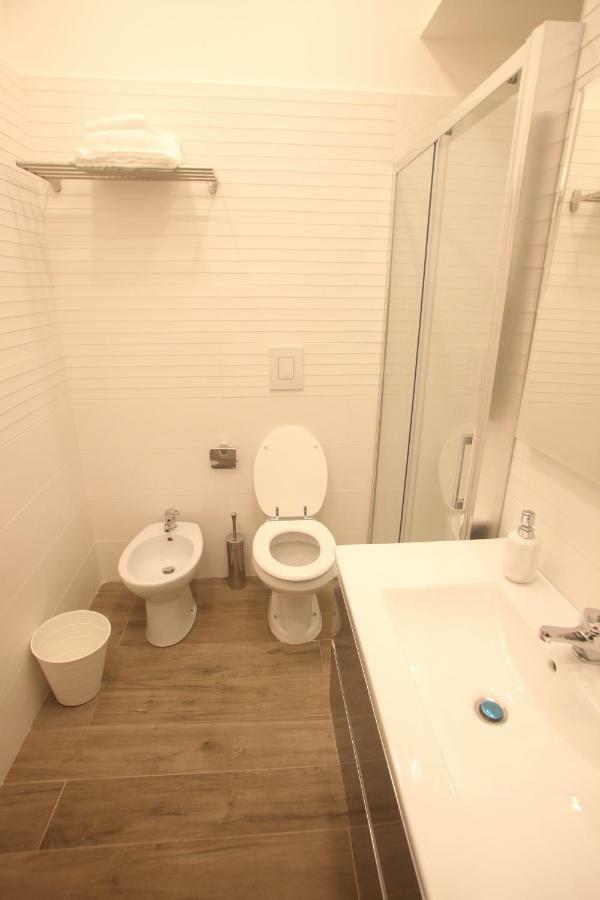 Garibaldi Station 2Punto0 Bed & Breakfast Napoli Eksteriør bilde