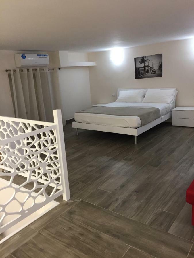 Garibaldi Station 2Punto0 Bed & Breakfast Napoli Eksteriør bilde